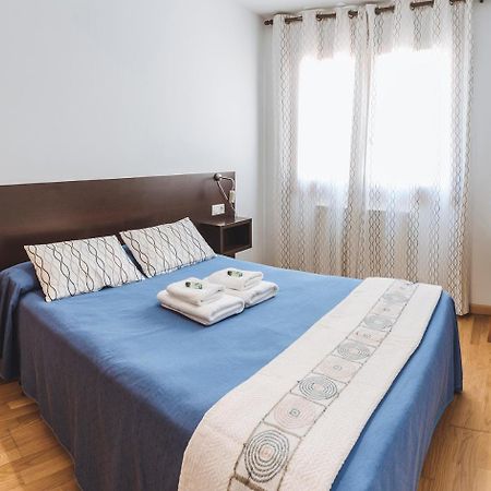 Hostal Casasnovas Сиеда Екстериор снимка