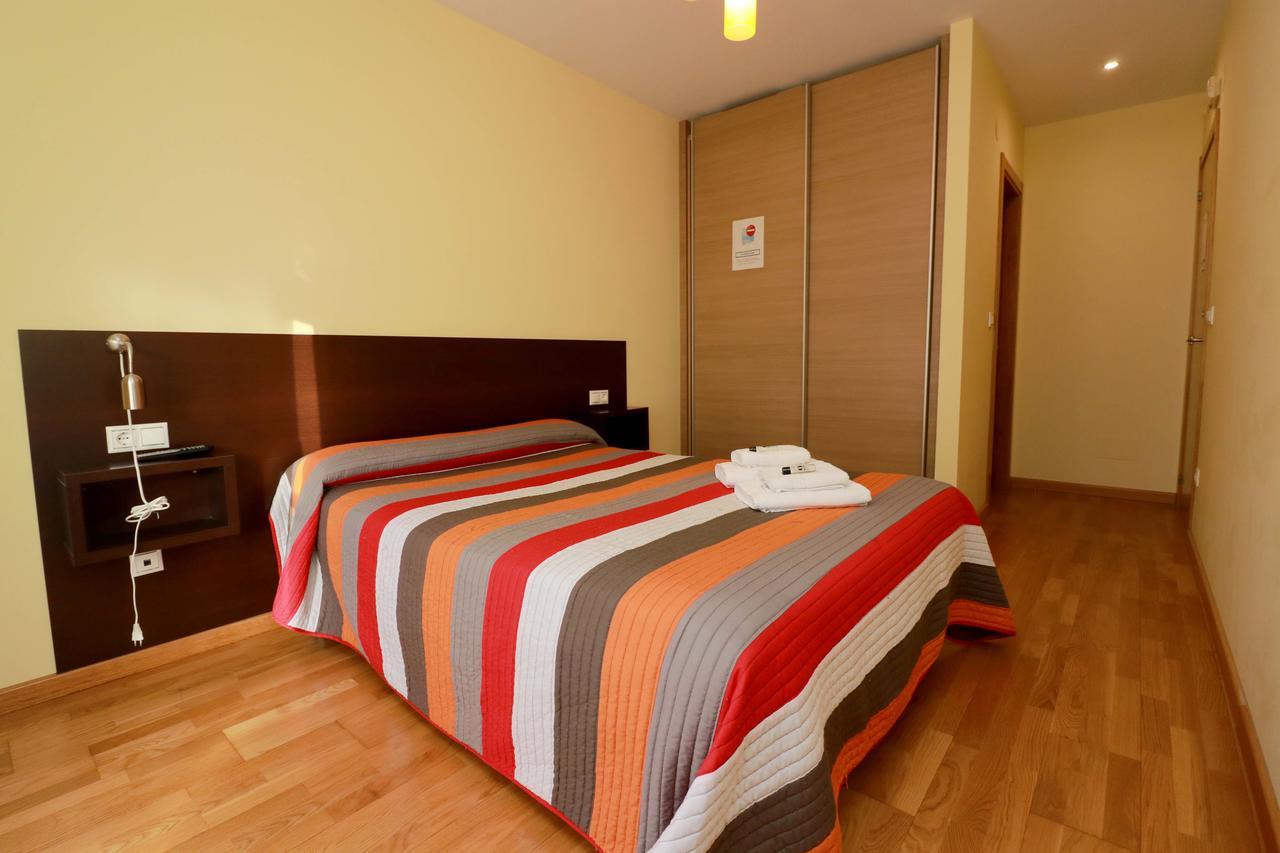 Hostal Casasnovas Сиеда Екстериор снимка