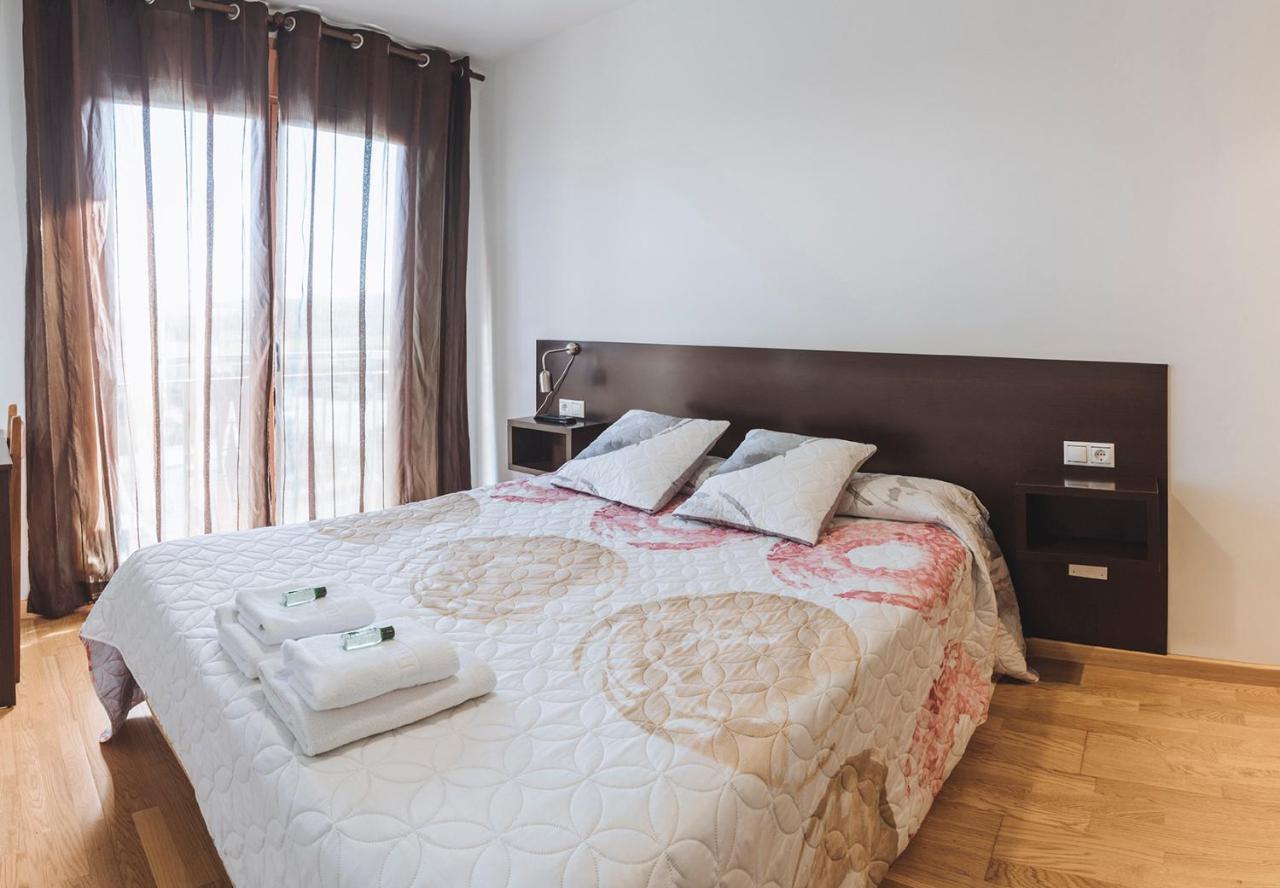 Hostal Casasnovas Сиеда Екстериор снимка