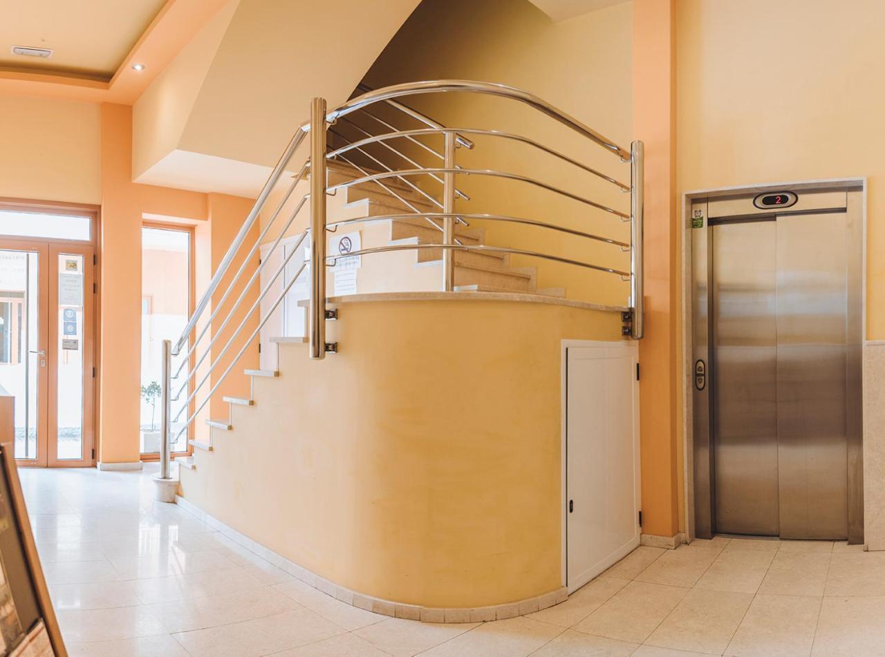 Hostal Casasnovas Сиеда Екстериор снимка