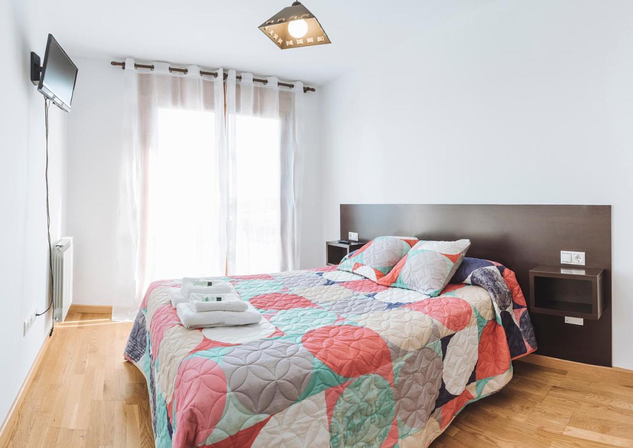 Hostal Casasnovas Сиеда Екстериор снимка